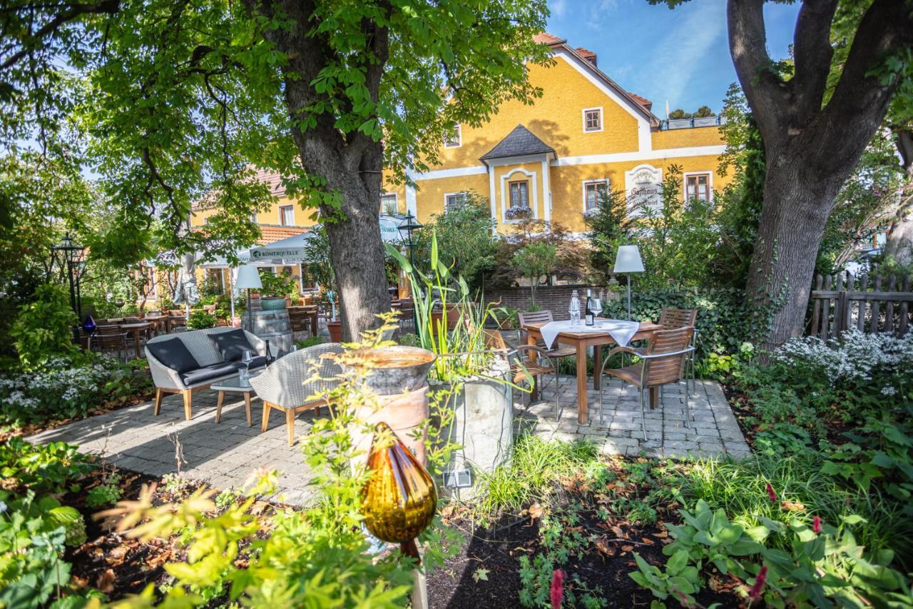 Donauwirt - Hotel Garni Weissenkirchen in der Wachau Exteriör bild