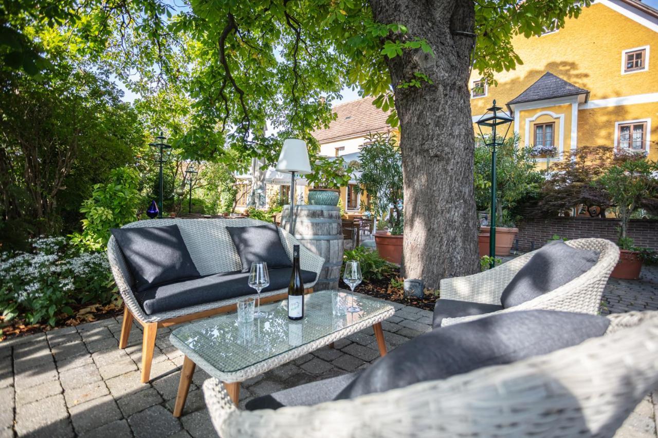 Donauwirt - Hotel Garni Weissenkirchen in der Wachau Exteriör bild